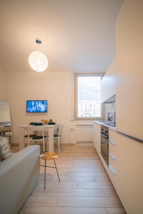 Comonfive Apartments Esterno foto